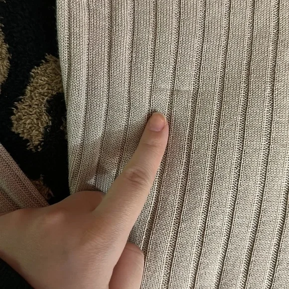 NWT Naadam Cashmere Latte Ribbed Cropped Cardigan Sz. S - Picture 7 of 10